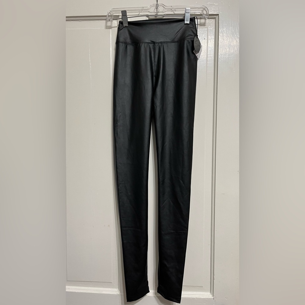 Aerie OFFLINE Black Faux Leather Pants size small